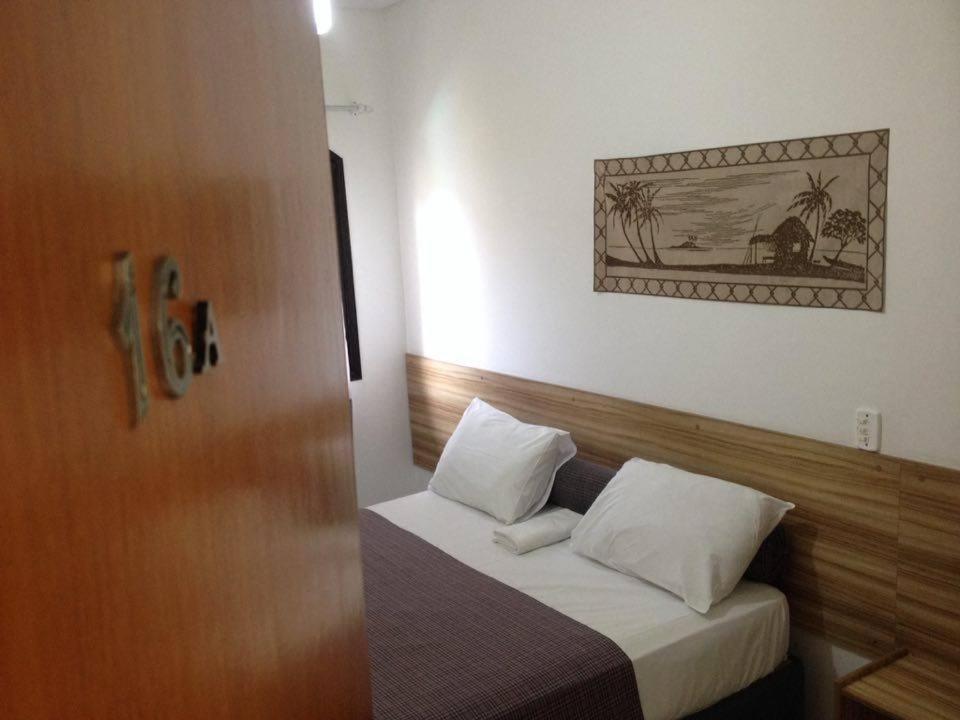 Pousada Parque Suites Estacionamento E Piscina Guarujá Kamer foto
